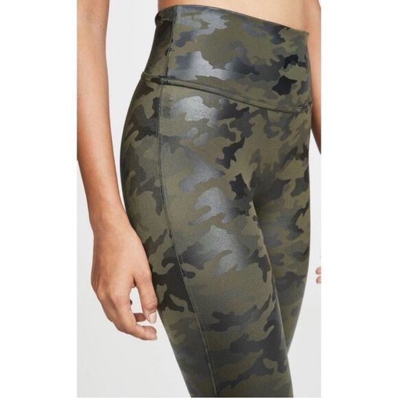 Spanx Green Camo High Waist Leggings Size S - Picture 4 of 15